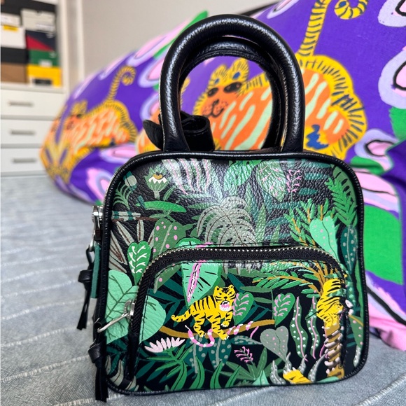 Min & Mon Marino Mini Crossbody Bag
FINAL SALE - Picture 3 of 9